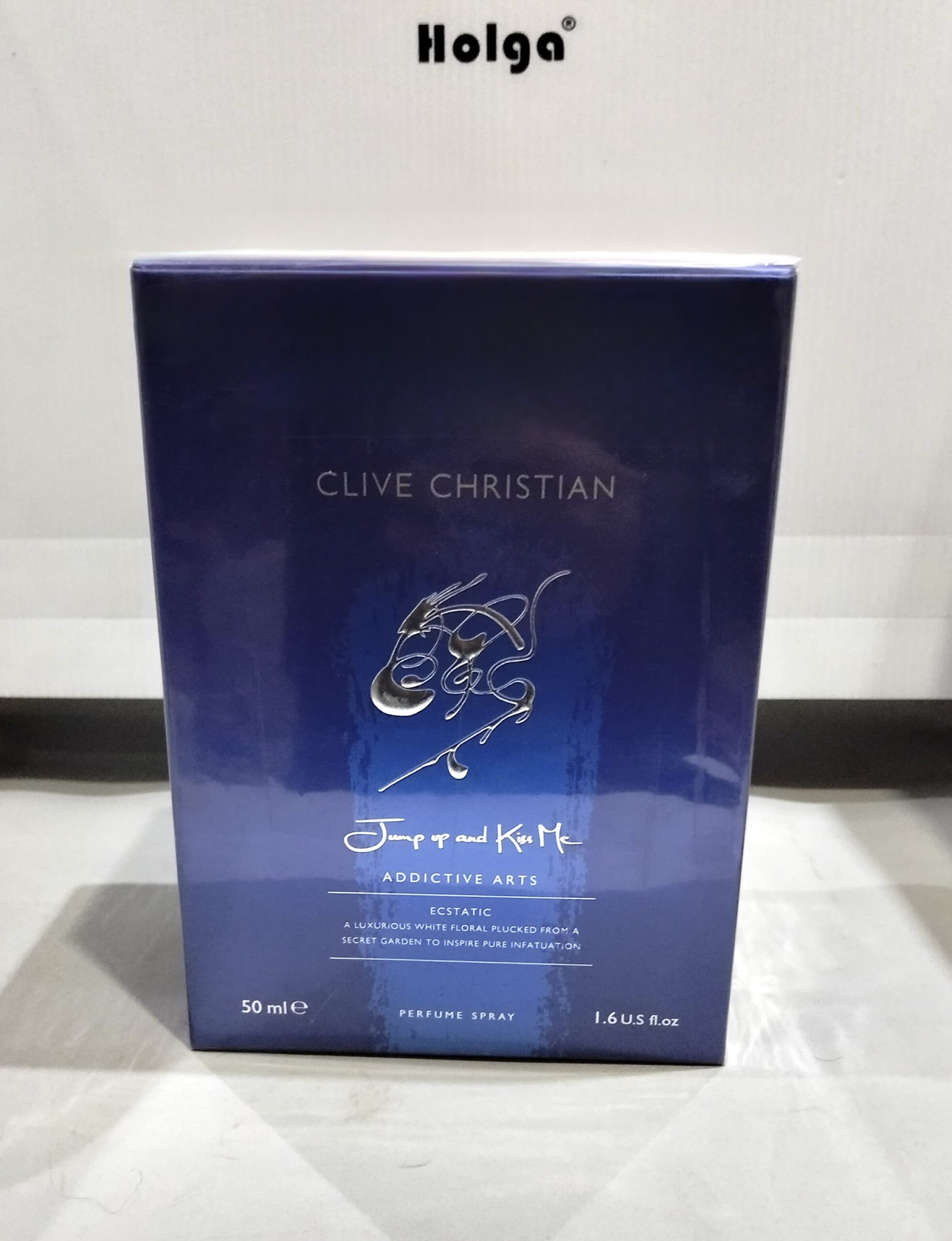d0f41d4c-240e-4327-b685-897e518cb0ec Jump Up And Kiss Me Hedonistic Clive Christian 50 ml Master Box