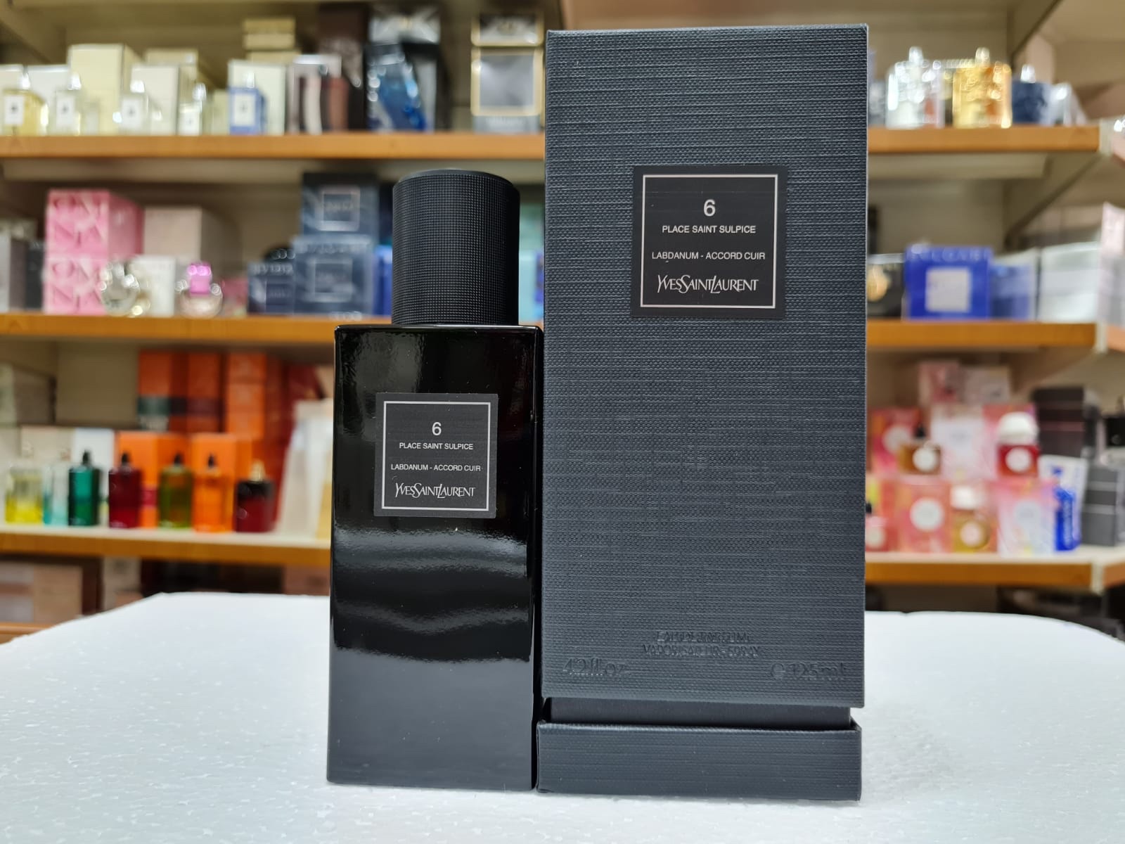 ✨ Yves Saint Laurent – 6 Place Saint Sulpice ✨
