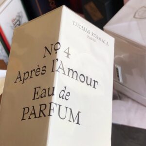 Thomas Kosmala No.4 Après 100 ml
Master box